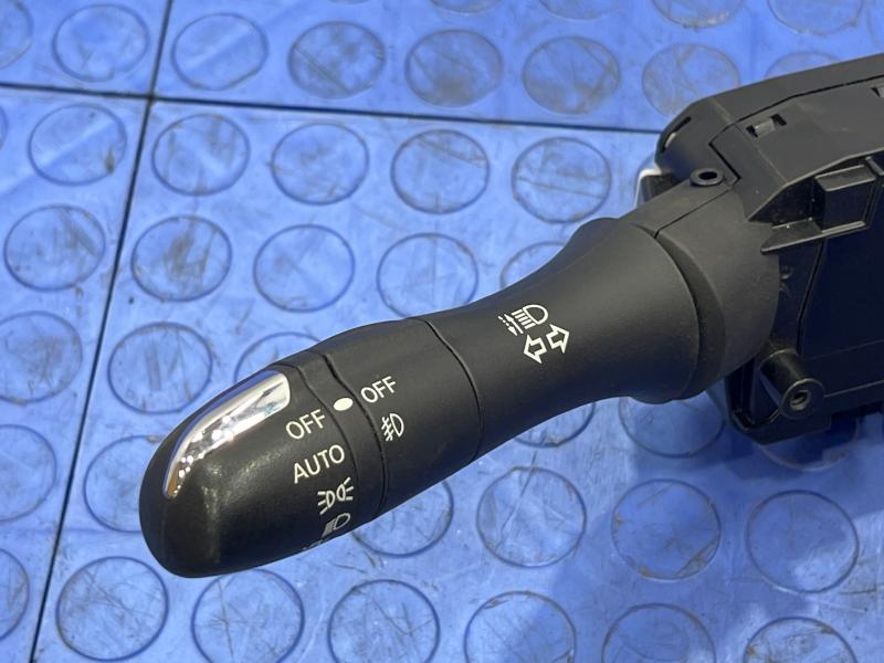 2011 Infiniti QX56 Combination Switch