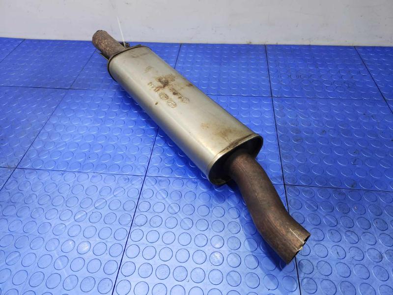 2016-2018 Hyundai Tucson AWD 1.6L Center Intermediate Exhaust Muffler OEM 28600-D3570