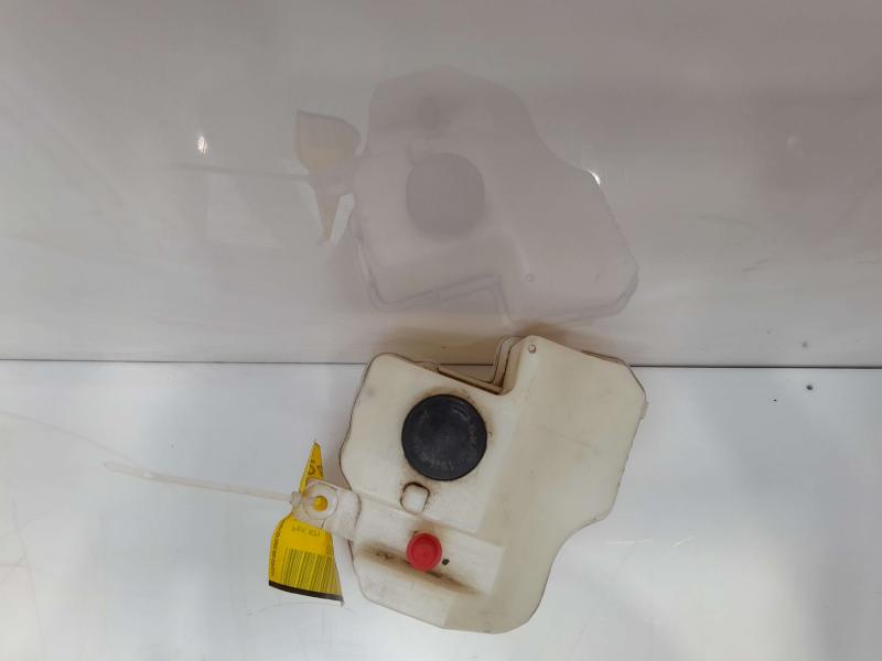 2016 Nissan Maxima Coolant Recovery Bottle