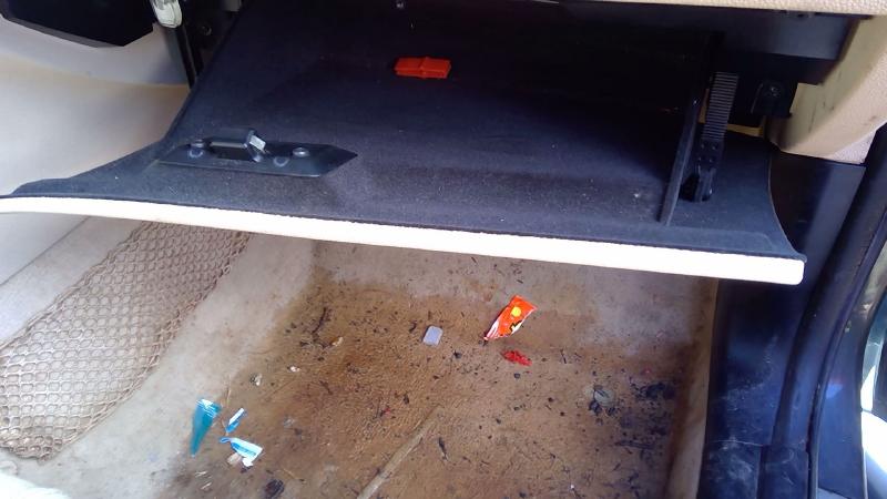 2006 BMW X3 Glove Box