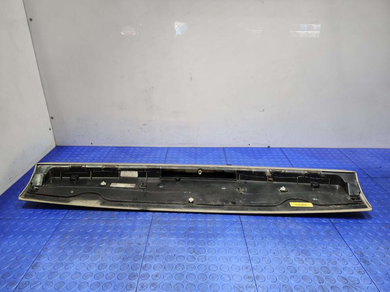 2013 Dodge Grand Caravan Rear Spoiler