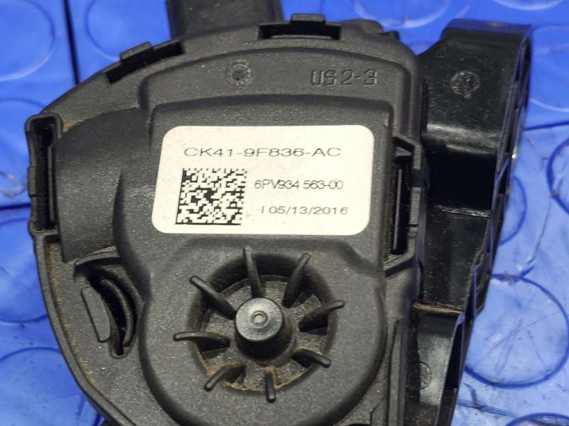 2016 Ford Transit 150 Pedal Assembly