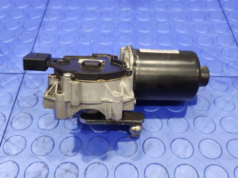 2016 Ford Transit 150 Wiper Motor Front