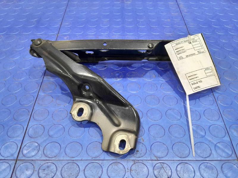 2014 Audi A7 Hood Hinge