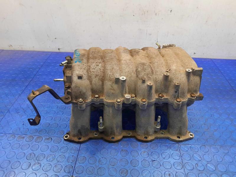 2004 Toyota Tundra Intake Manifold