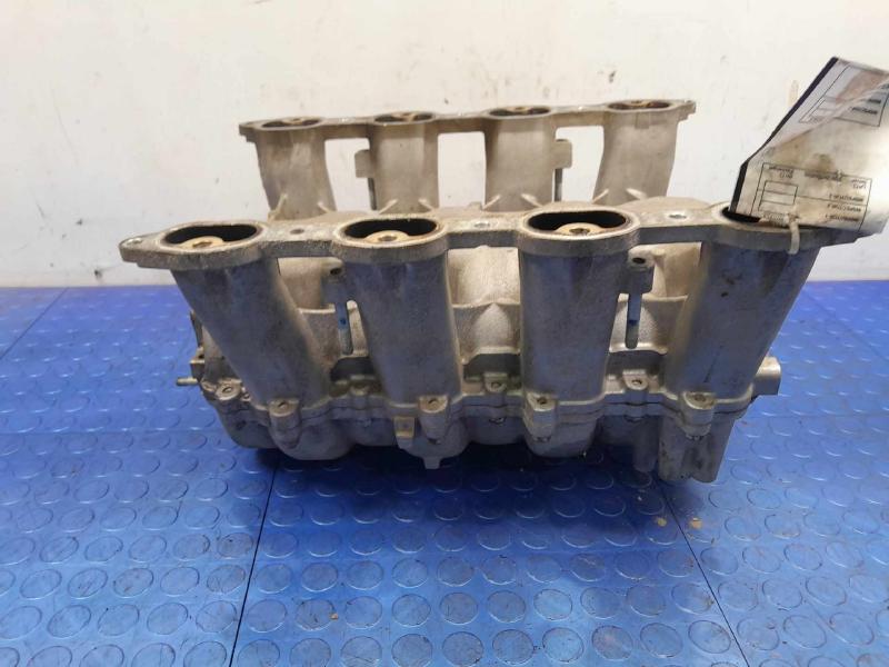 2004 Toyota Tundra Intake Manifold