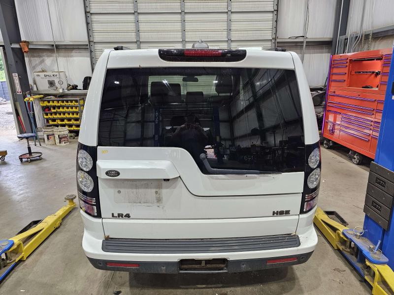 2014 Land Rover LR4 Lug Nuts