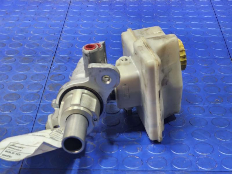 2011-2015 Dodge Durango Brake Master Cylinder Assembly Genuine OEM 68207364AA
