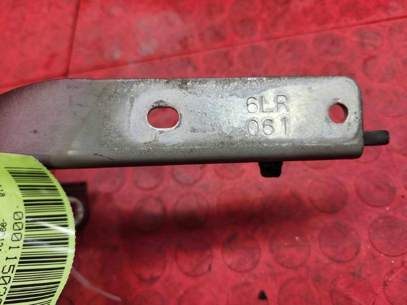 2020-2024 Nissan Sentra Hood Hinge Right Passenger Side Genuine OEM 654006LB0A,RH