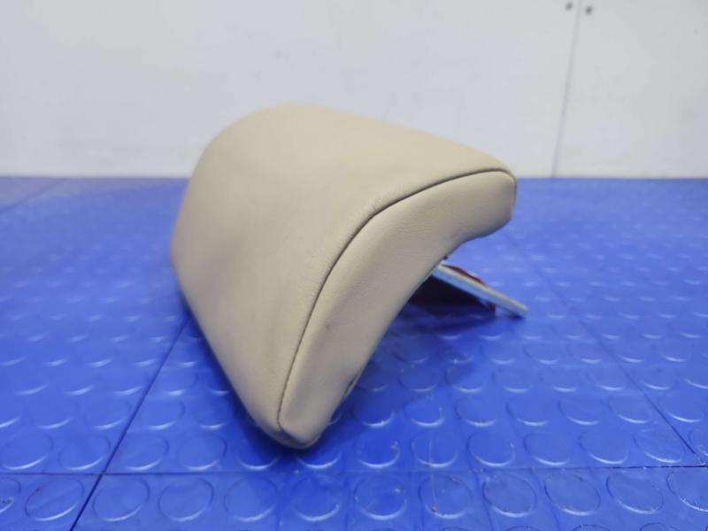 2005 Lexus RX 330 Headrest