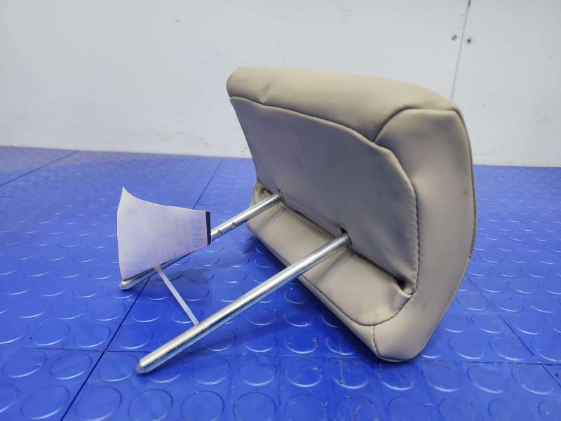 2005 Lexus RX 330 Headrest