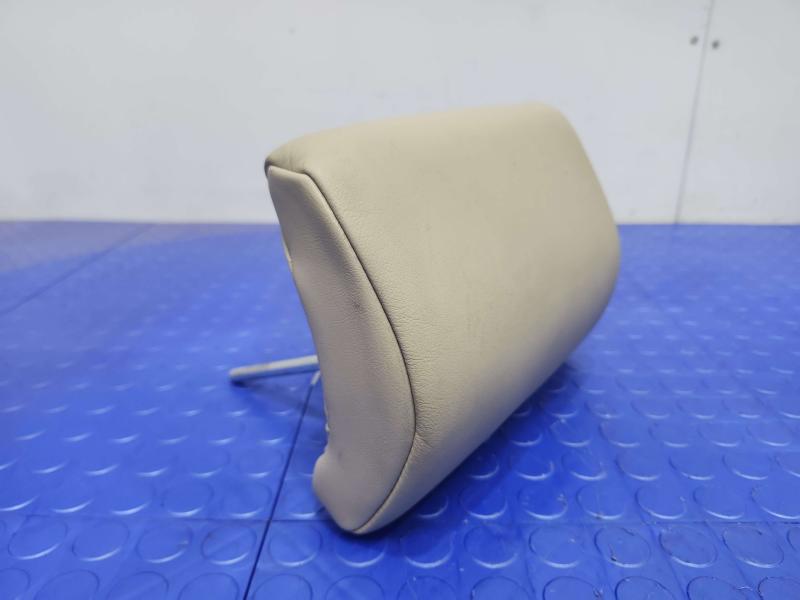 2005 Lexus RX 330 Headrest