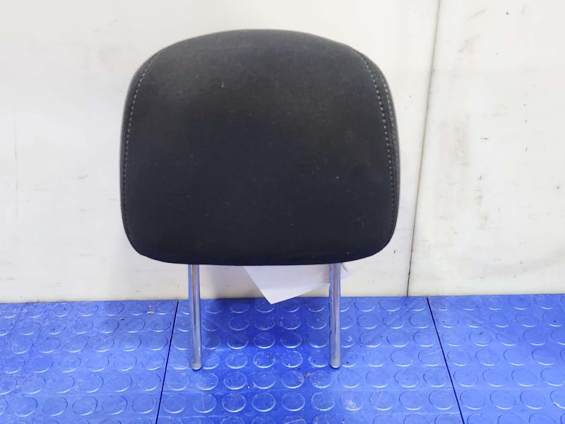 2013 Nissan Pathfinder Headrest