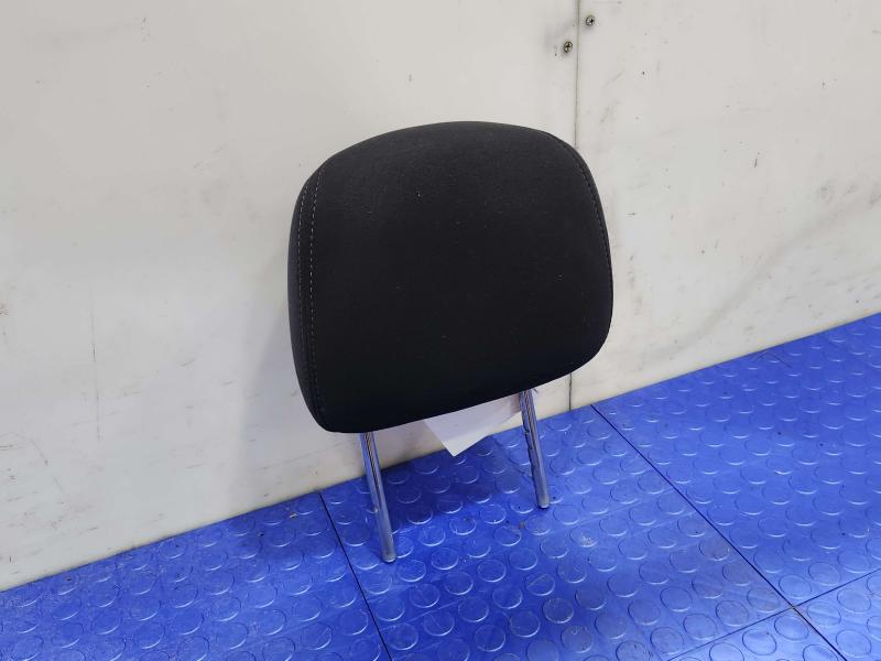2013 Nissan Pathfinder Headrest