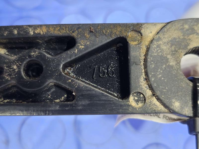 2017 Chrysler 200 Wiper Arm