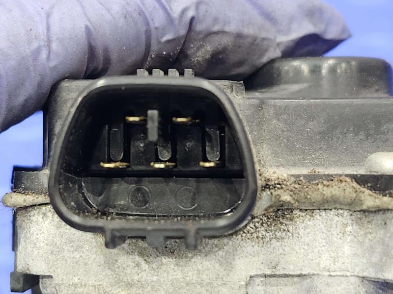 2015 GMC Yukon XL Wiper Motor Front
