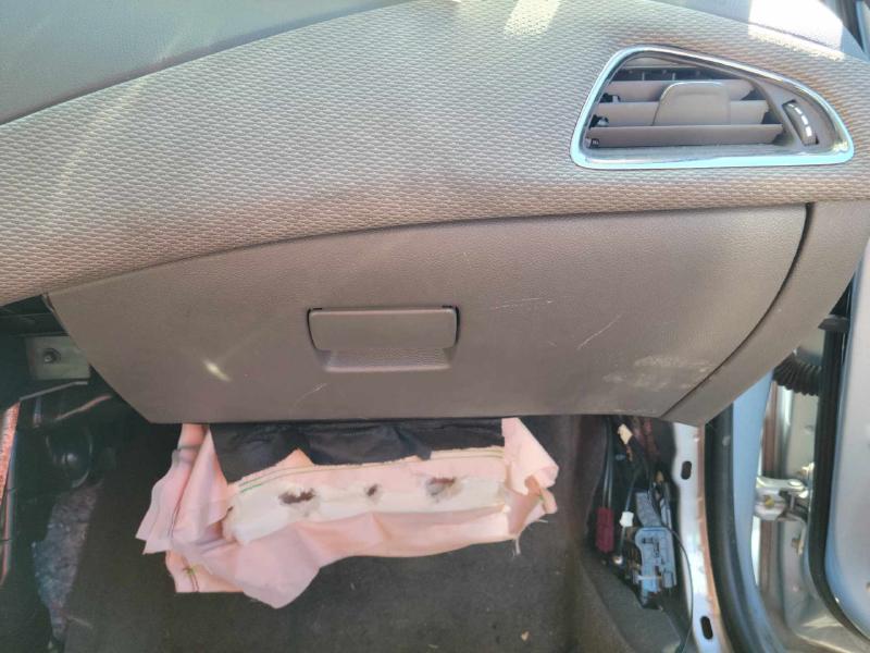 2018 Chevrolet Cruze Glove Box