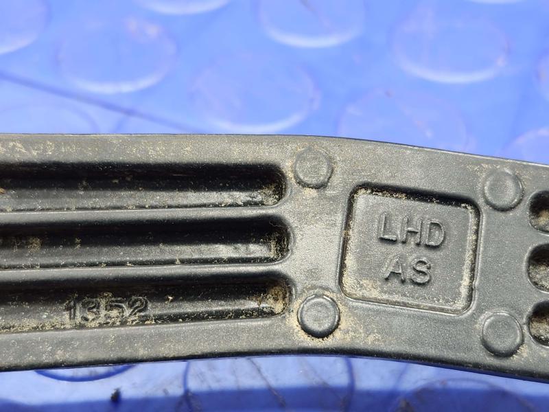 2003 Subaru Legacy Wiper Arm
