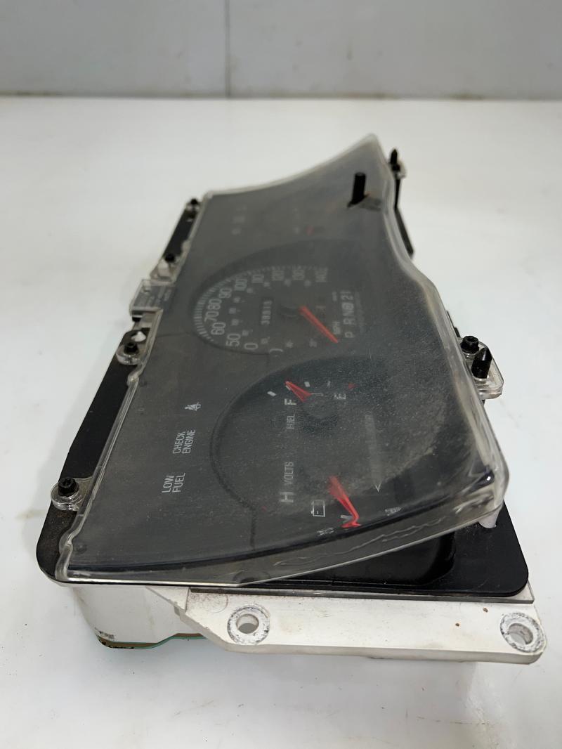 2003 - 2005 Ford Crown Victoria Instrument Cluster Analog Police ONLY OEM