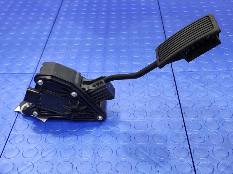 2007-2013 Acura MDX Accelerator Pedal Assembly Genuine OEM 17800-STX-A01