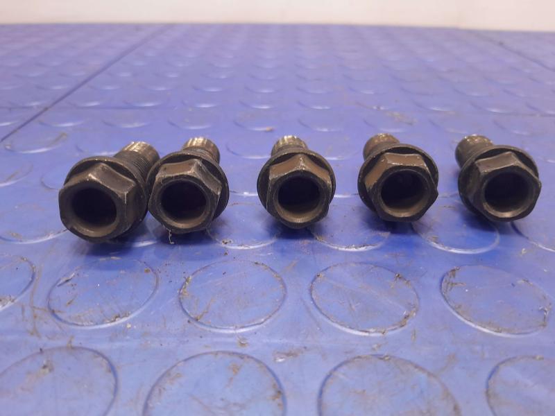2018 BMW 740I Lug Nuts