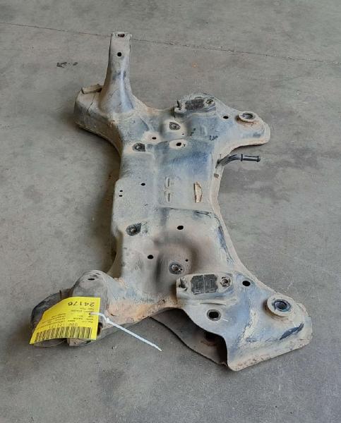 2014-2018 Kia Forte 1.6L Front Crossmember Subframe Genuine OEM 62405A7500
