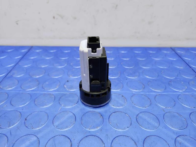 2015-2017 Subaru Outback Keyless Ignition Push Button Switch with FOB OEM 83031FJ004