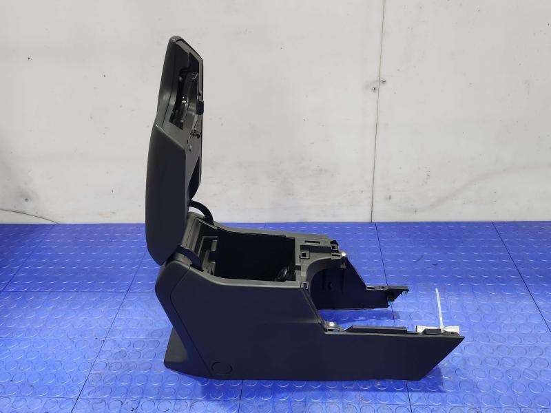 2021 Subaru Crosstrek Front Console