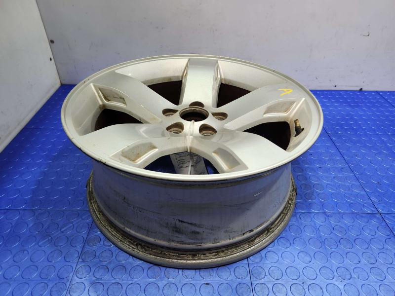 2010 Dodge Challenger Wheel