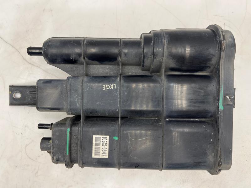 2015 2016 2017 Hyundai Sonata Fuel Vapor Canister 2.4L ONLY OEM 31420C2600