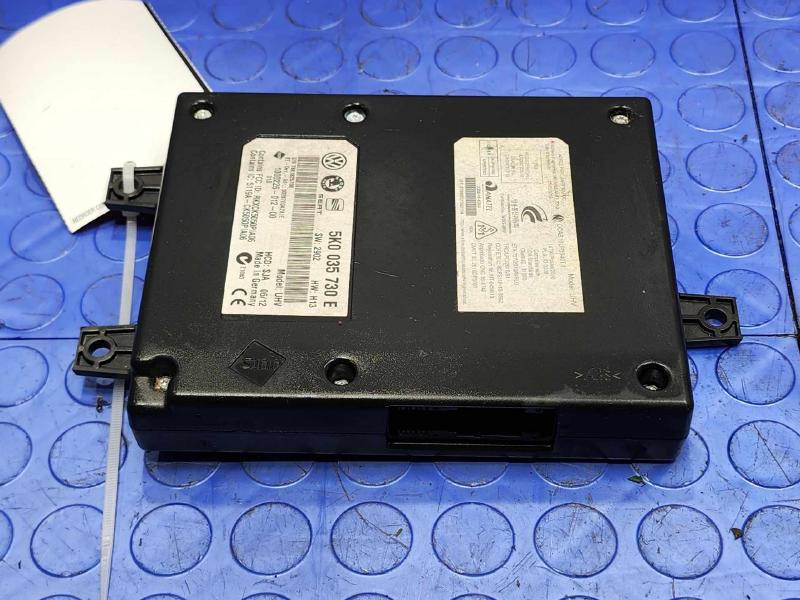 2011-2012 Volkswagen Jetta Interface Box Communications Control Module OEM 5K0035730E