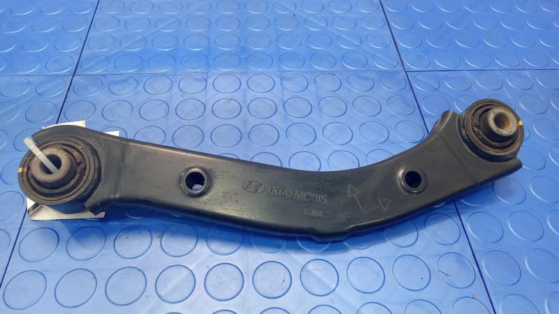 2016-2020 Kia Sorento Rear Upper Control Arm Left or Right Side OEM 55100C5050,RH