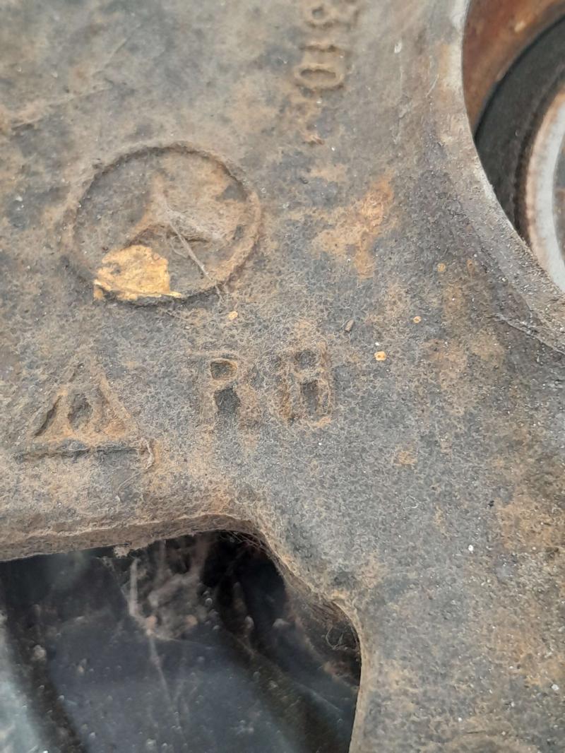2008 Mercedes ML-Class Rear Knuckle/Stub Axle