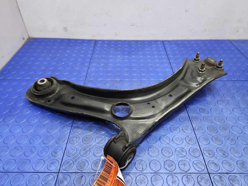 2013 Volkswagen Beetle Lower Control Arm Front