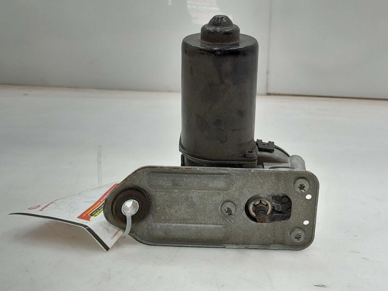 2011 - 2016 Kia Sportage Windshield Wiper Motor OEM 981103W000