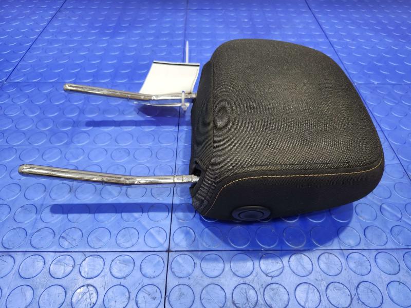 2018 Chevrolet Equinox Headrest