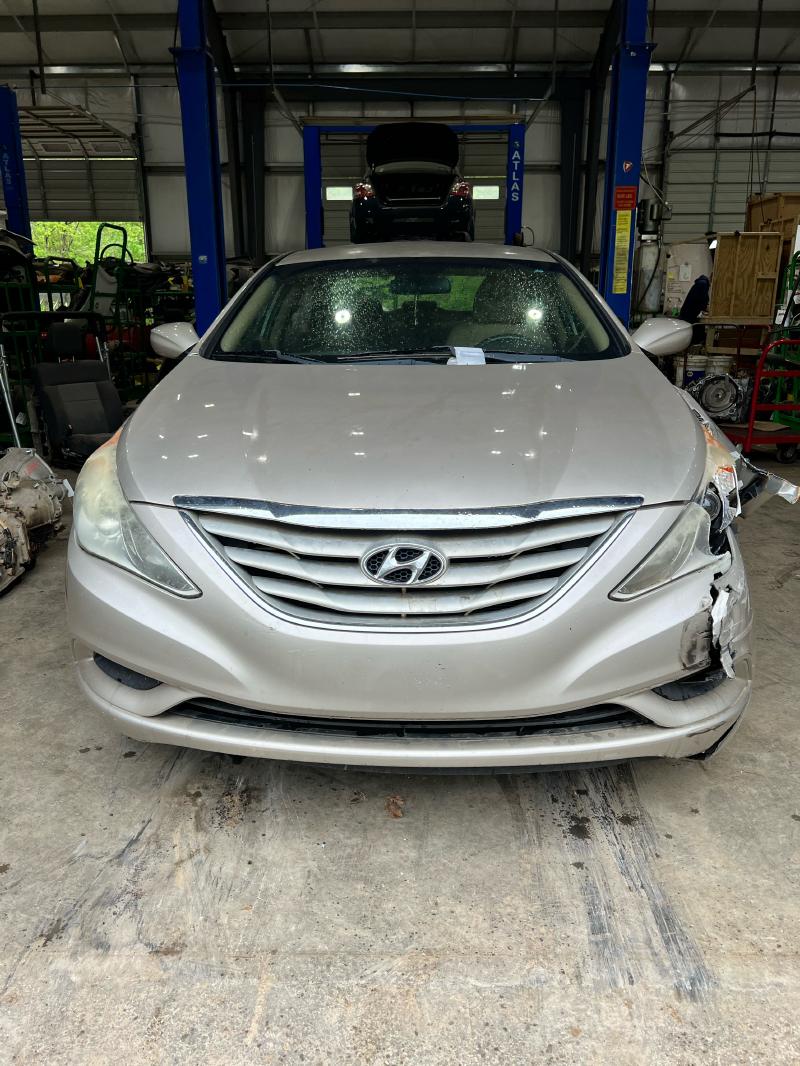 2011 Hyundai Sonata Front Door Regulator
