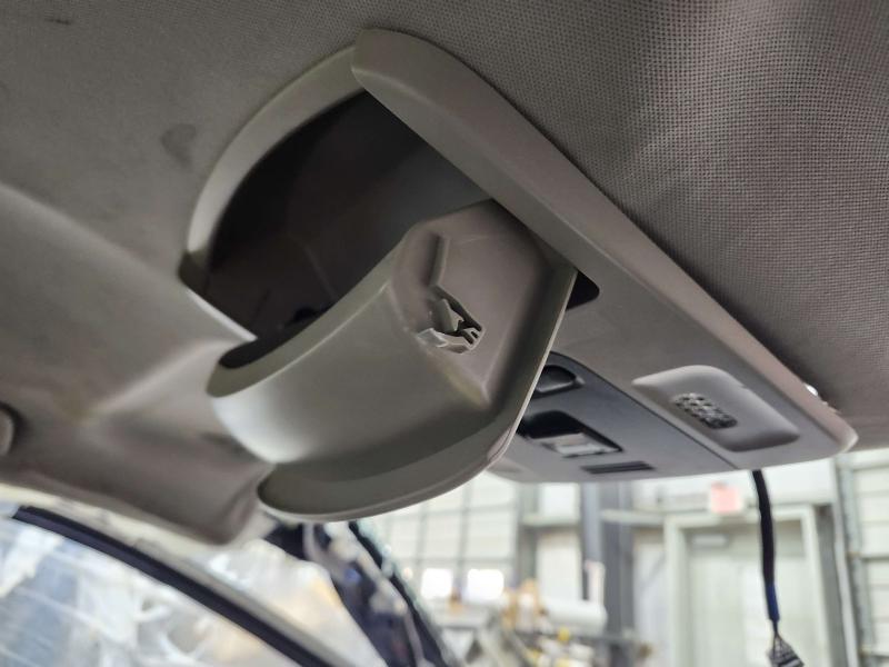 2019 Toyota Camry Front Console