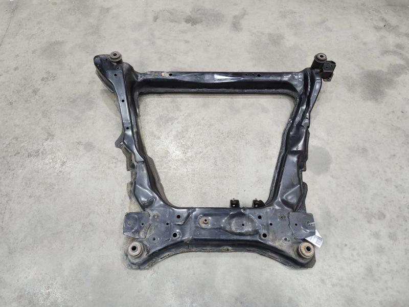 2016 Nissan Rogue Crossmember/Cradle/Undercarria
