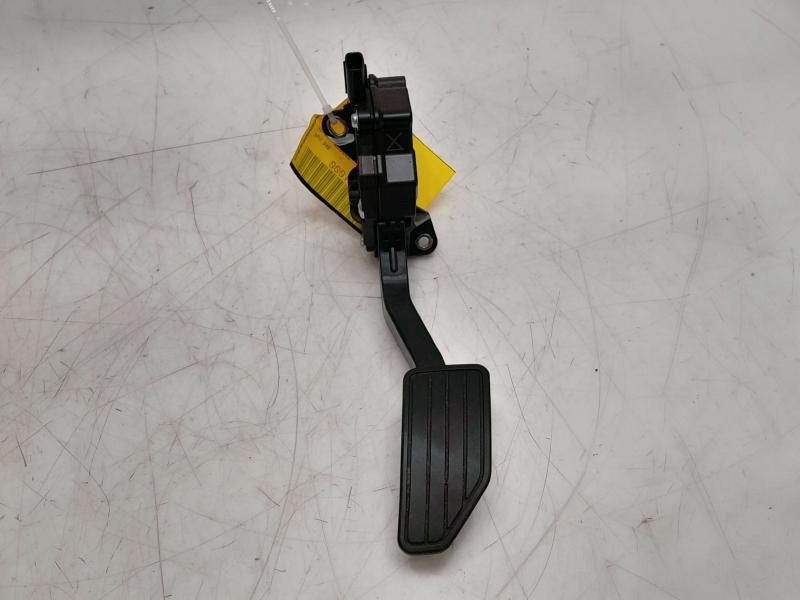 2019 - 2024 Subaru Forester Accelerator Pedal Assembly OEM 36010-FL021