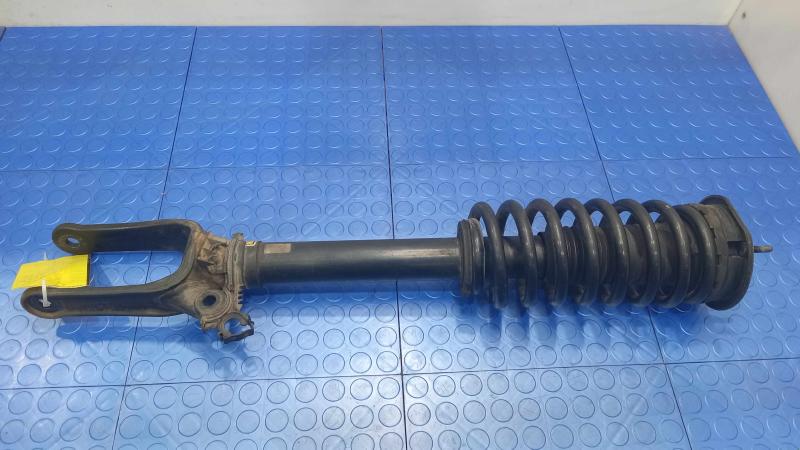 2012 Mercedes R-Class Strut Assembly