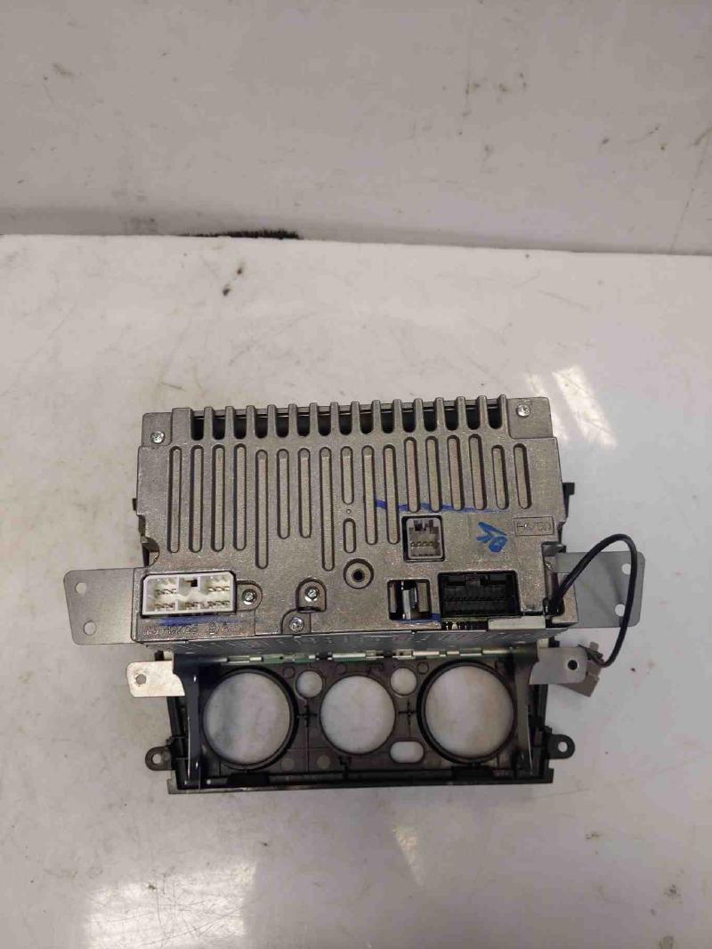 2009 Subaru Legacy Outback Radio Receiver AM FM CD 9 Spkr OEM 86201AG72A