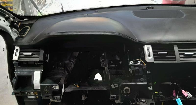 2012 Land Rover Evoque Dash Panel
