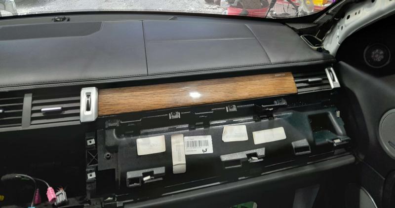 2012 Land Rover Evoque Dash Panel