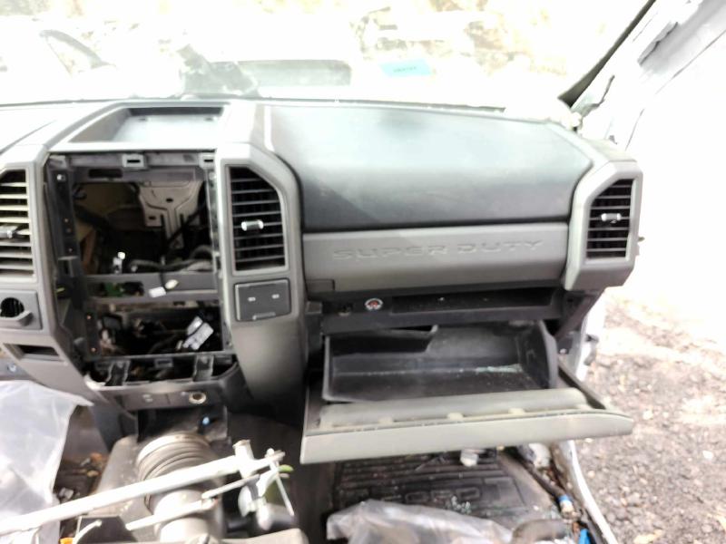 2017 Ford F-250 Super Duty Dash Panel