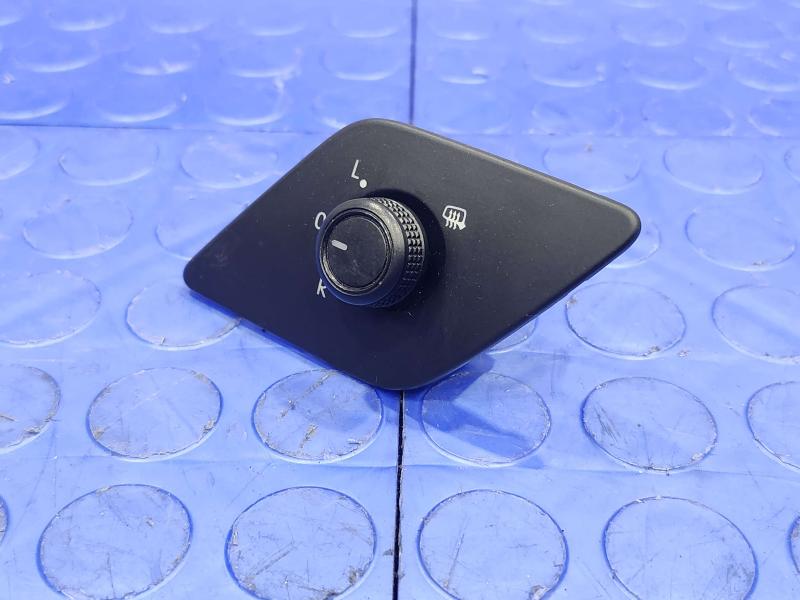 2016 Volkswagen Jetta Door Switch Front