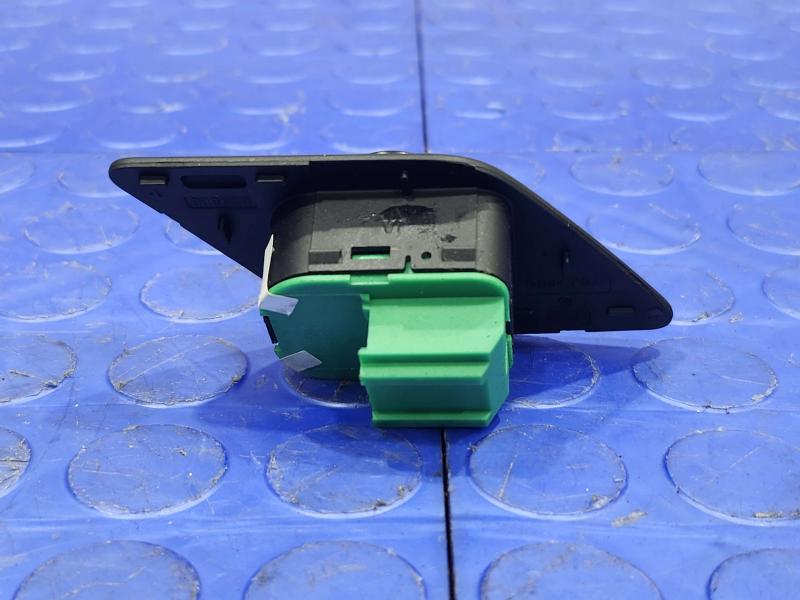 2016 Volkswagen Jetta Door Switch Front