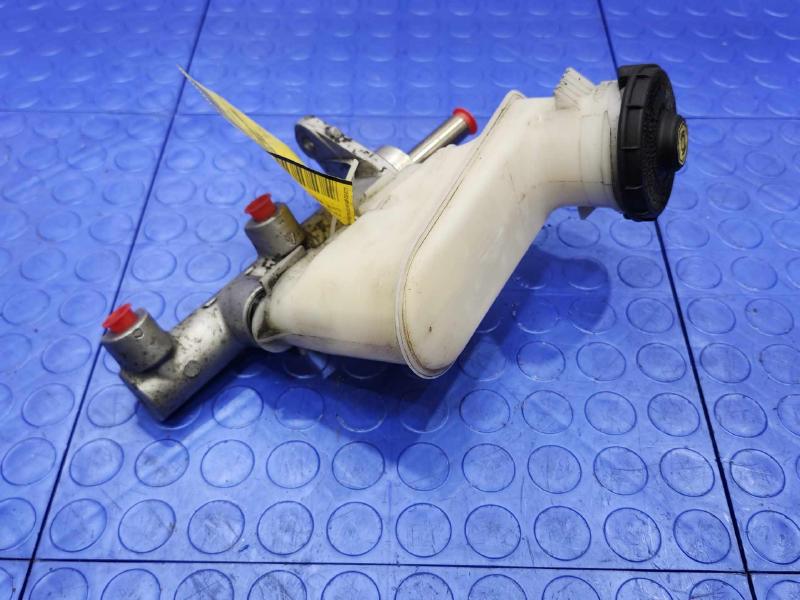 2010-2012 Honda Crosstour Brake Master Cylinder Assembly Genuine OEM 46100TK4A01