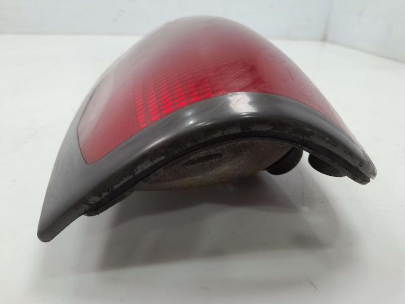 1997 Mazda B2300 Tail Light Assembly