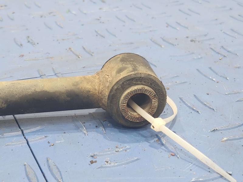 2002 Toyota Camry Lower Control Arm Rr